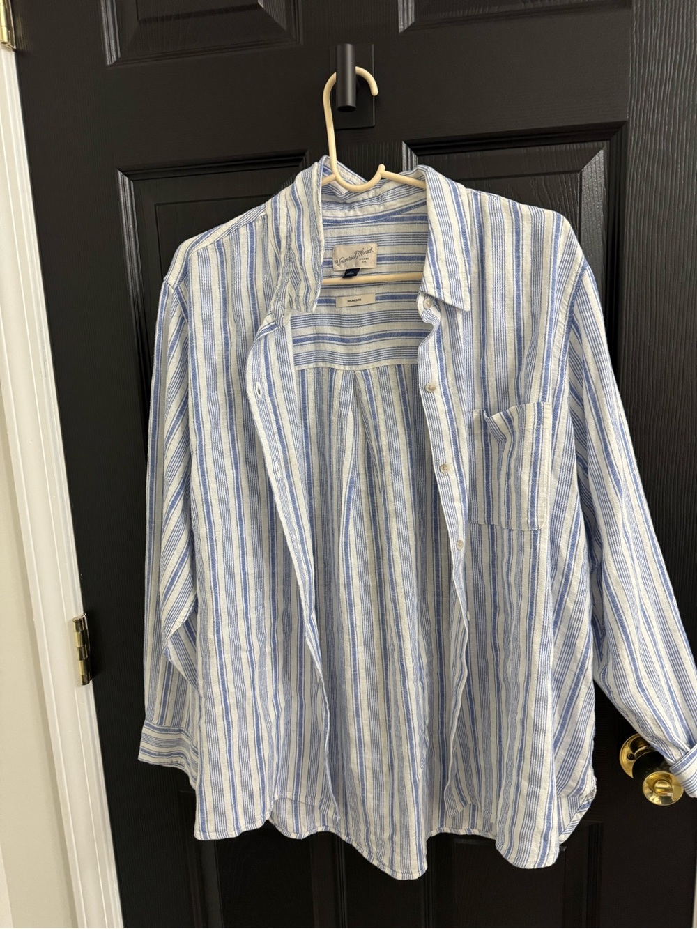 Universal Thread Blue & White Striped Button-Down Shirt